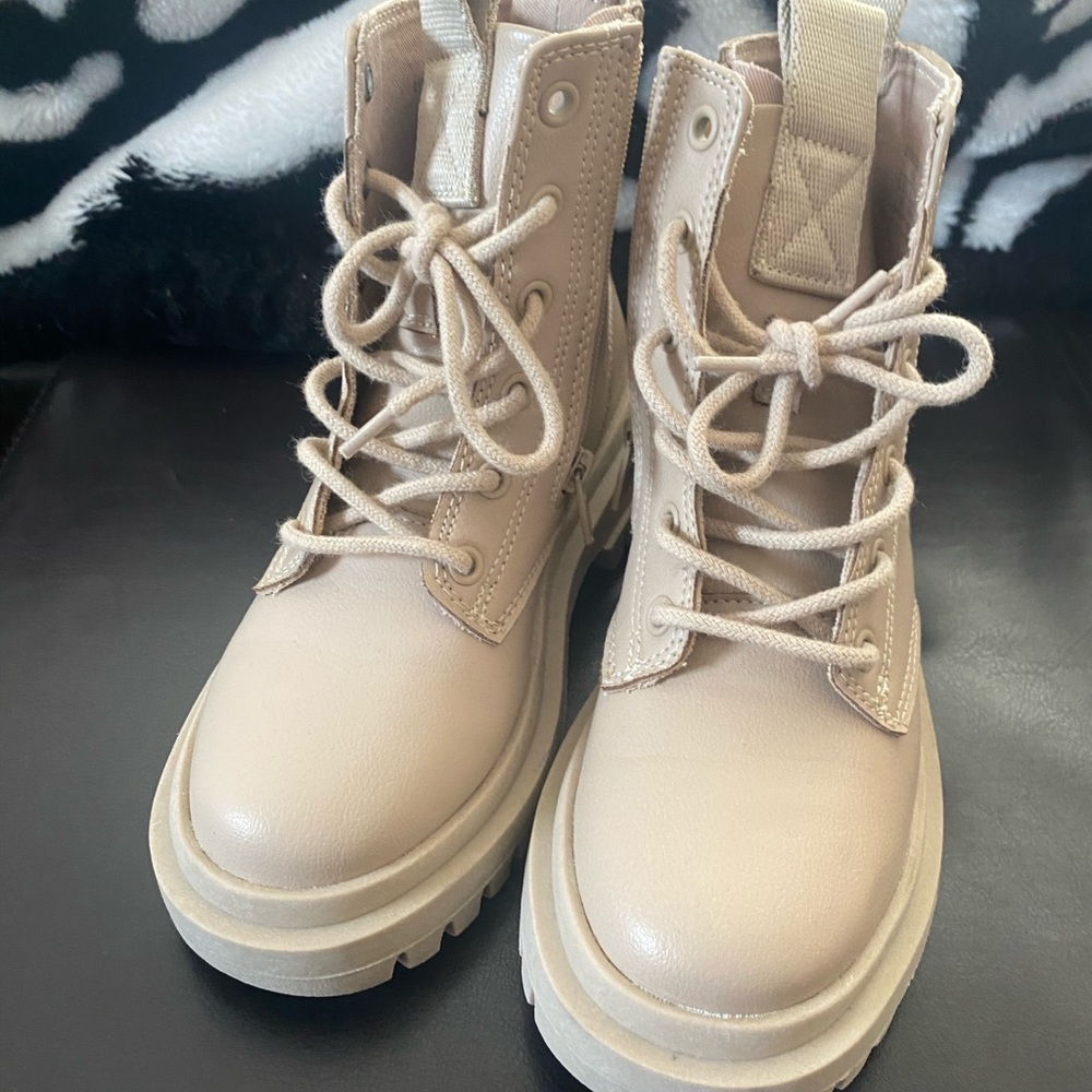 Kids Zara lug sole boots